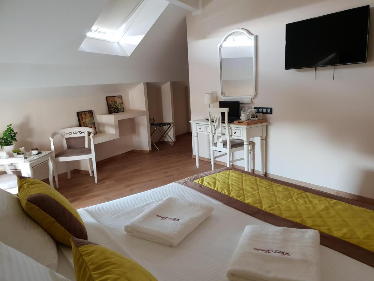 B&B Secret Garden Adults Only Fourons Extérieur photo